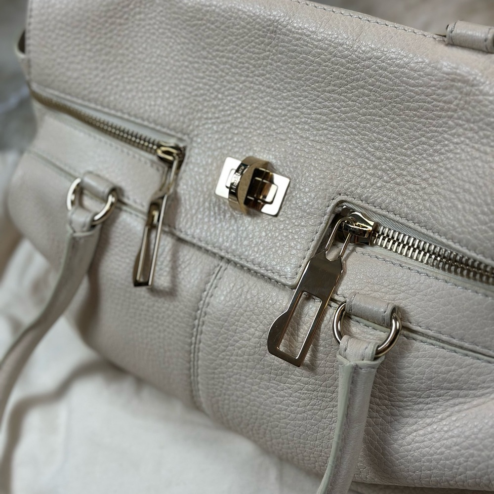 Max Mara Neutral Leather Top Handle Bag | Gold Hardware | Made in Italy - Picture 4 of 16